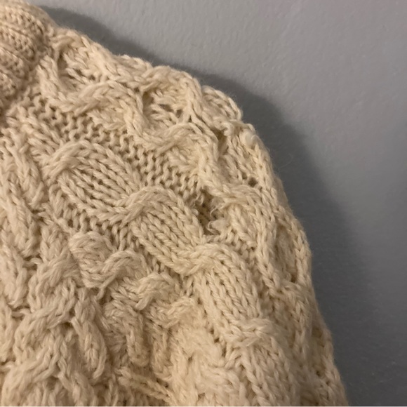 Carriag Donn Scotland Fisherman sweater cream knit cable knit size medium - Picture 3 of 8